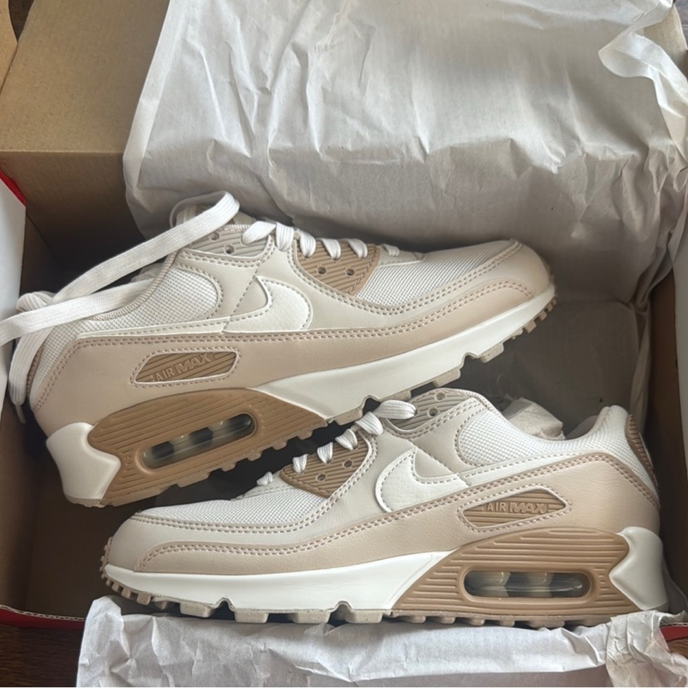 Woman's Nike Air Max 90 size 7.5 Cream/Beige and White Sneakers